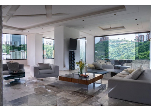 En Venta Apto 280 Mts Con Terraza Las Mesetas De Santa Rosa
