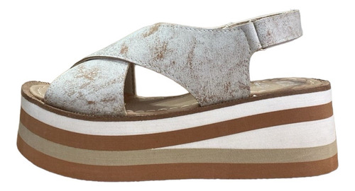 Sandalias Plataformas Blancas Fume Tiras Cruzadas Y Base Eva