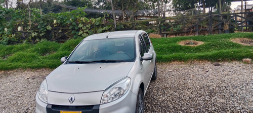 Renault Sandero 1.6 Expression 85 hp