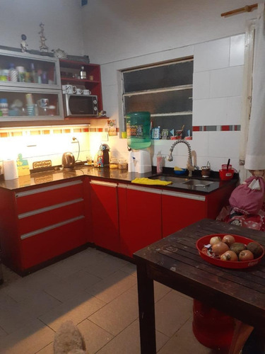 Imagen 8 de 16 de Ph 3 Ambientes Al Frente 65mtr2 Con Patio Reciclado.