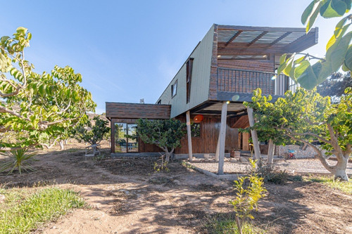 Parcela 5.075 Mt- Casa 203 Mt Construidos 4h 4b Quincho, Pis
