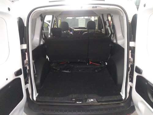 Imagen 13 de 16 de Renault Kangoo Express 1.5 Dci 5 Asientos Confort Oferta(mb)