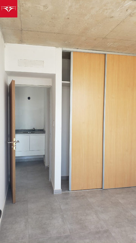 Imagen 6 de 13 de Venta De Departamento 1 Dormitorio En La Plata (14 Y 33)