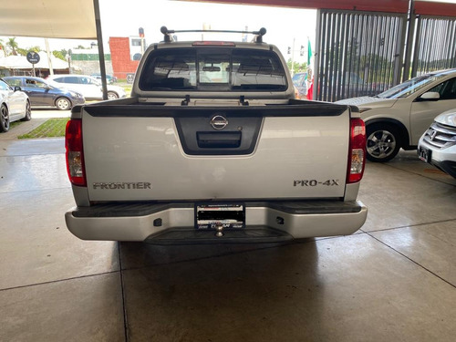 Nissan Frontier 4.0 Pro-4x V6 4x2 Mt