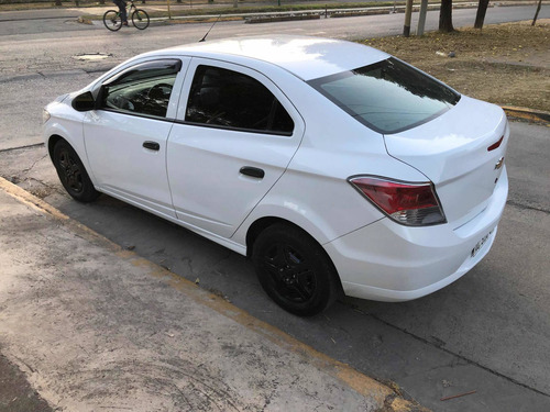 Imagen 4 de 15 de Chevrolet Prisma 2018 1.4 Joy Ls + 98cv