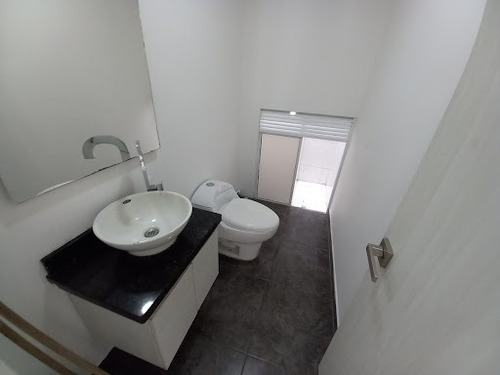 Imagen 28 de 29 de Locales En Arriendo Palogrande 279-22127