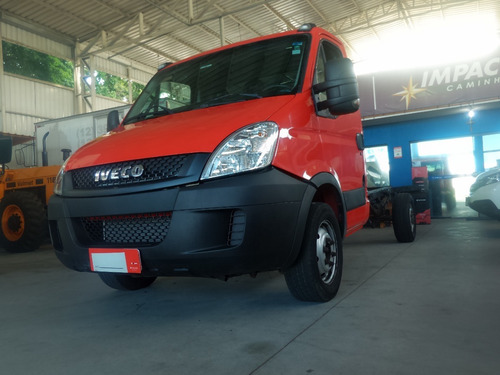 Iveco Dayli 35s14 - No Chassi - No Documento Consta Baú