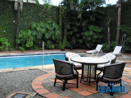 Imagem 5 de 11 de Sobrado - Jardim Paulista - Sp - 167999