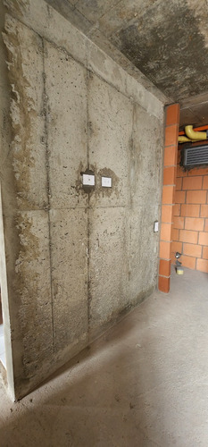 Venta De Apartamento En Obra Gris En Chía, Con Parqueadero. Sector De Gran Valorización