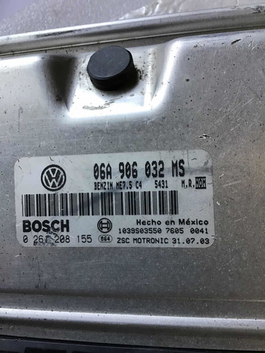 Computadora Ecu Motor Volkswagen Jetta 2004 06a 906 032 Ms (Usado)