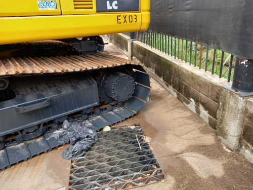 Excavadora Komatsu Pc200 2016