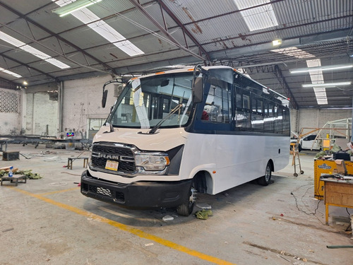 Microbus Nuevos 2024 Ram 28 Pjeros O 27 En Asientos De Tela