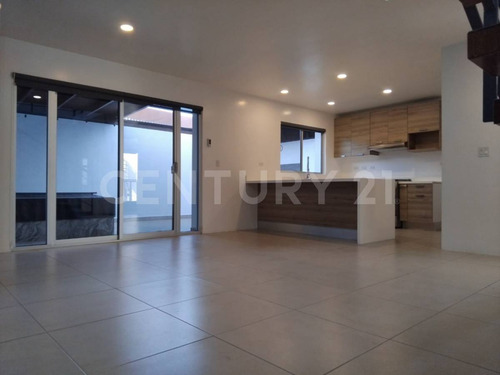 Casa Nueva En Venta En Residencial La Isla, Tijuana B.c.