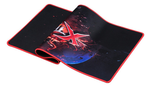Imagen 4 de 4 de Mouse Pad gamer Xtrike Me MP-204 de goma y tela 295mm x 770mm x 3mm negro