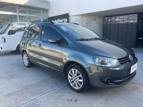 Volkswagen Suran Highline 2013