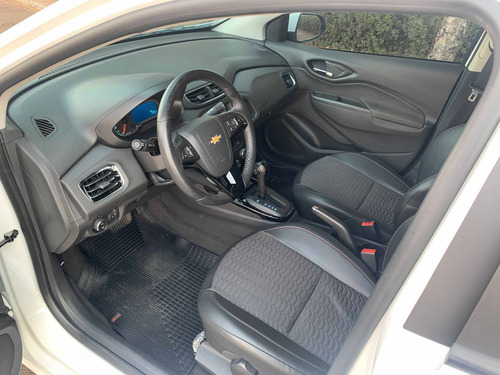 Imagem 4 de 9 de Chevrolet Onix 1.4 Mpfi Ltz 8v Flex 4p Automático