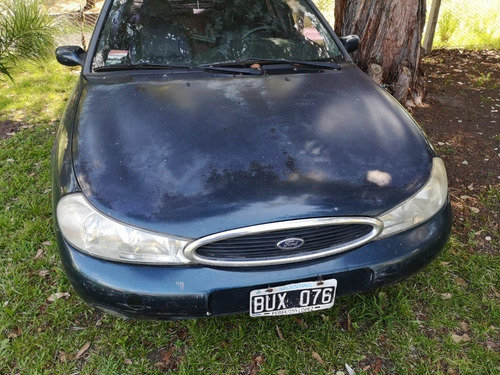Ford Mondeo Ghia V6 Manual