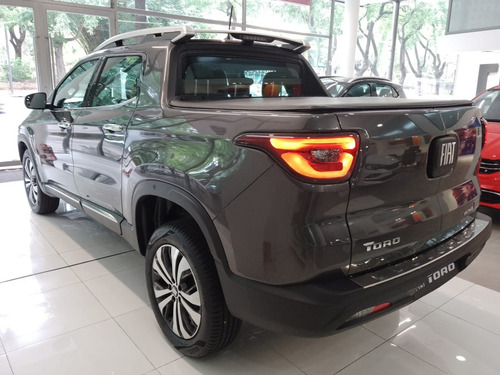 Fiat Toro 1.3 T270 Volcano 4X2 At