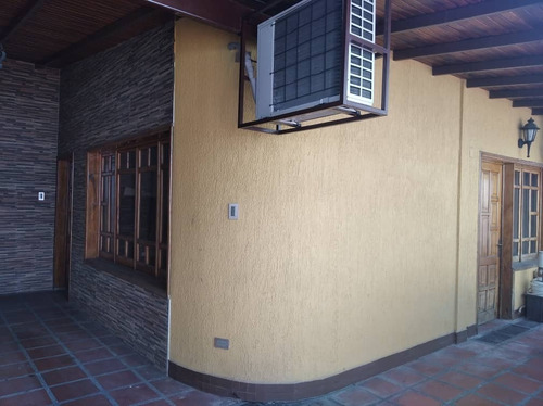 Imagen 17 de 28 de Se Vende Fabulosa Quinta Moderna Y Bonita En El Hipodromo Zona Maracay Aragua Buen Precio 04243785803