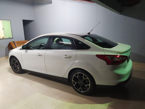 Ford Focus 2015 2.0 Titanium Flex Powershift 5p