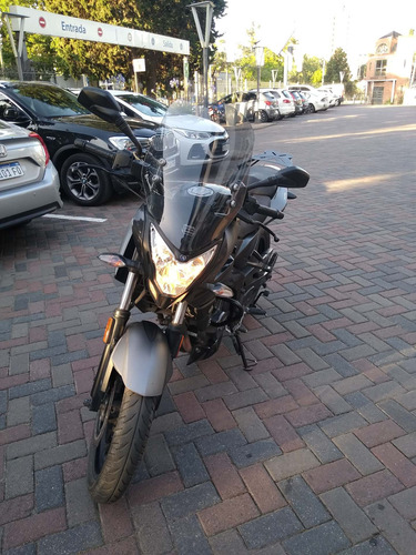 Imagen 3 de 8 de Bajaj Rouser Ns 200