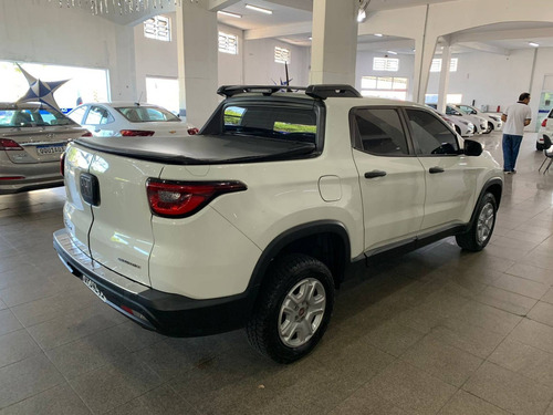Imagem 4 de 13 de Fiat Toro 1.8 16v Evo Flex Endurance At6