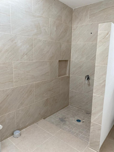 Imagen 10 de 16 de Residencia En Grand Juriquilla, Jardín, 4ta Recamara En Pb,