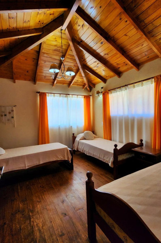 Complejo Habitacional En Venta - 2 Bloques - 6 Departamentos 8 Baños - 900mts2 Totales - Mar Azul