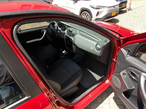 Renault Logan Expression 2015 Mecanico 1.6 Solo 45.000 Km