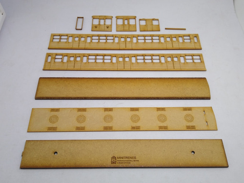 Imagen 4 de 10 de Nico Coche Cabina Subte B Mitsubishi Fibrofac H0 (mnt 146)