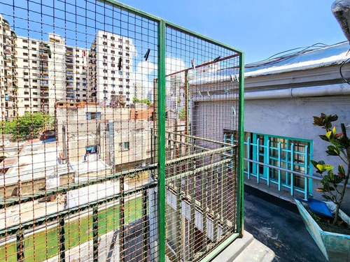 Imagen 25 de 30 de Venta De Departamento 3 Ambientes Luminoso Con Balcón Y Altillo En Balvanera - Balvanera - Departamento