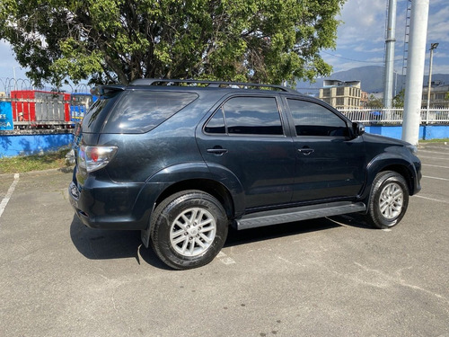 Imagen 11 de 25 de Toyota Fortuner 27l 2013