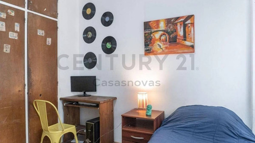 Imagen 11 de 21 de Departamento 3 Ambientes Con Dependencia 4to Piso Al Frente Con Balcon