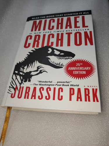 Jurassic Park - Michael Crichton 