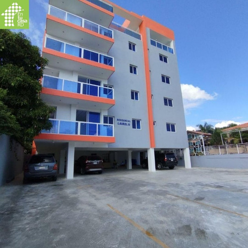 Apartamentos En  Venta  En Los Corales Listo Para Mudarse