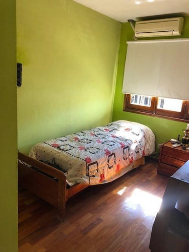 Imagen 4 de 9 de Chalet En Venta En Lomas De Zamora Este