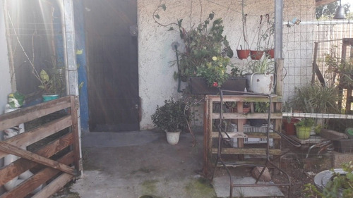 Imagen 8 de 9 de Vendo Casa En Barrio Municipal, Es Toda Una Esquina.