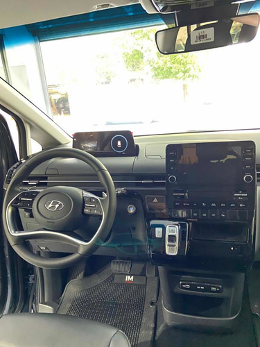 Hyundai Staria 2.2l Turbo Diésel