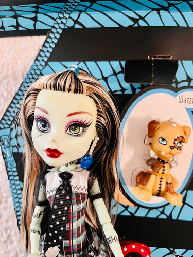 Muñeca Monster High Frankie Stein 2012 (Usado)
