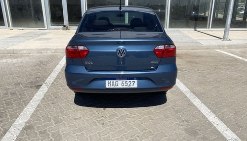 Volkswagen Gol Confort Sedan 1.6 2017
