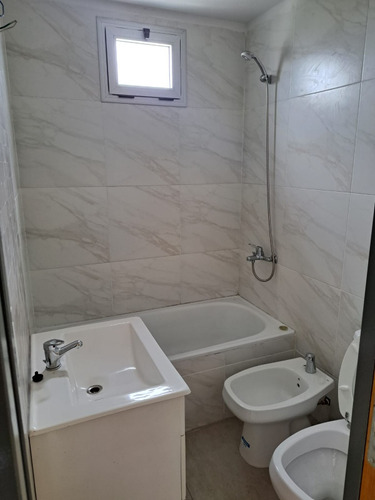 Venta De 3 Deptos. De 2 Amb. A Estrenar! , 40 M² U$s 65.000 / Y De 48 M² U$s 68000