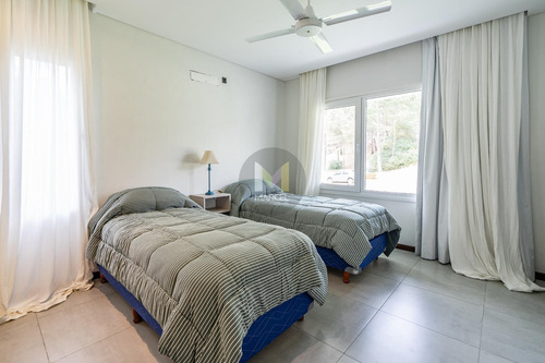 Casa En Venta 4 Ambientes Pinamar Alamos
