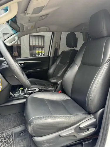 Toyota Fortuner 2.4 Srv 4x2 2019