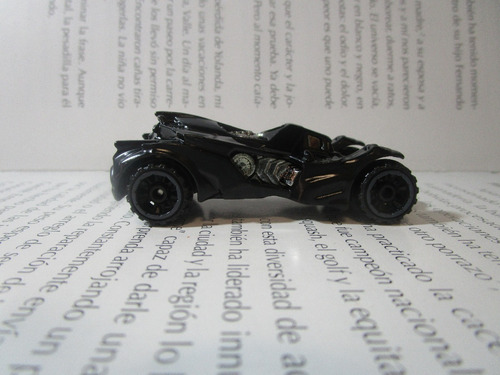 Imagen 5 de 8 de Coleccion 5 Batimovil Escala 1/64 Hot Wheels Batman Carro