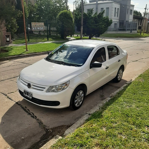 Volkswagen Voyage 1.6 Comfortline 101cv 2012