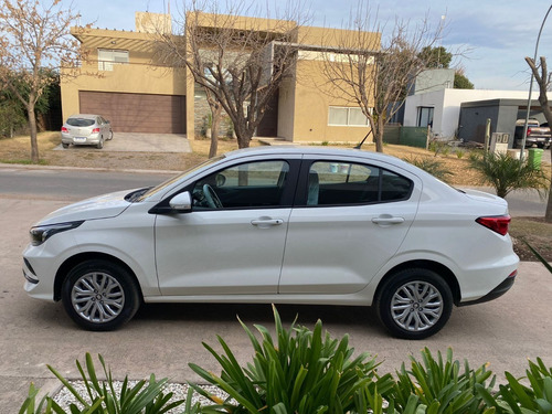 Imagen 3 de 16 de Fiat Cronos Attractive Okm Patentado 2022