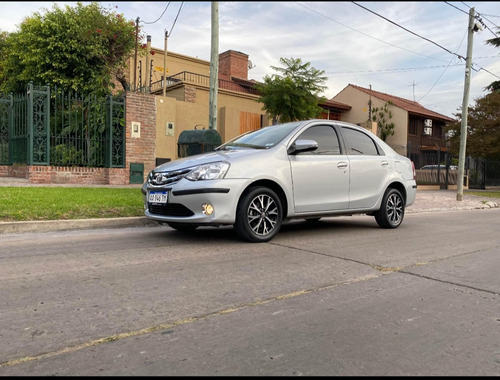 Toyota Etios 1.5 Platinum At