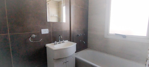 Departamento En Alquiler- Santos Lugares