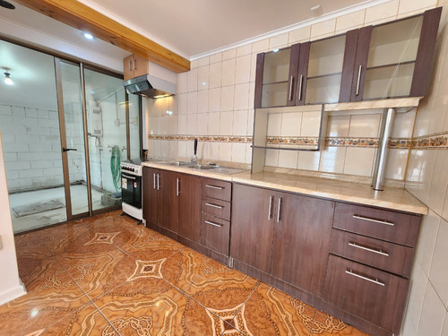 Venta Casa Remodelada Pasaje 8 , La Cisterna
