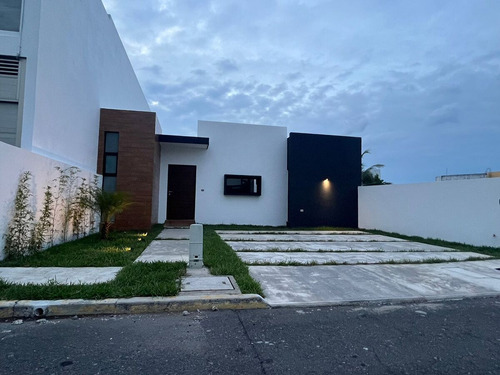 Casa De 1 Piso En Frac. Playas Del Conchal, Riviera Veracruzana, Alvarado